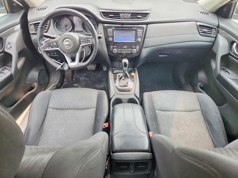 2017 NISSAN ROGUE SV 8