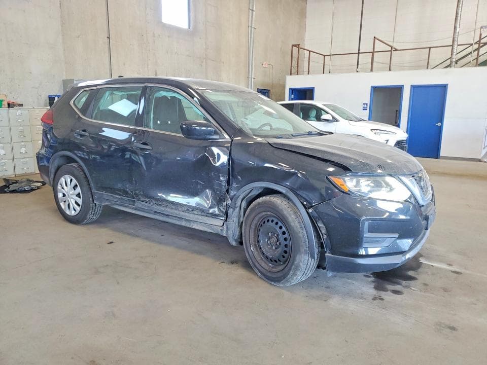 2018 NISSAN ROGUE S 4