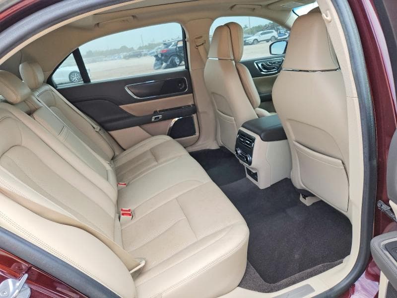 2018 LINCOLN CONTINENTAL RESERVE 10