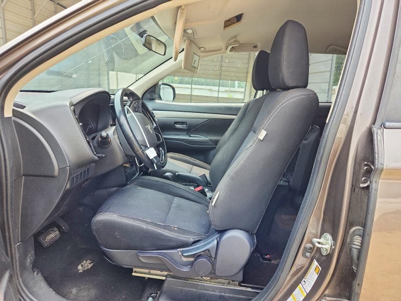 2017 MITSUBISHI OUTLANDER SE 7
