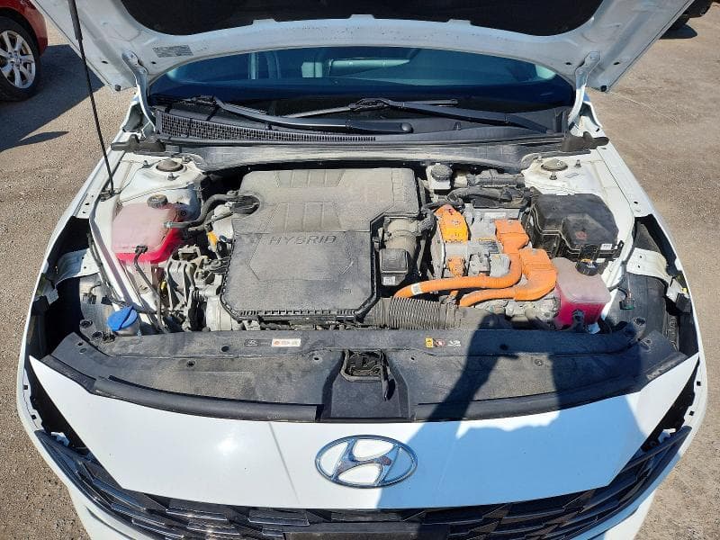 2023 HYUNDAI ELANTRA LIMITED 11