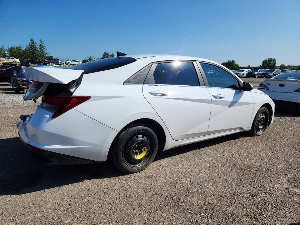 2023 HYUNDAI ELANTRA LIMITED 3