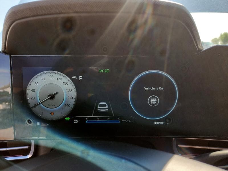 2023 HYUNDAI ELANTRA LIMITED 9