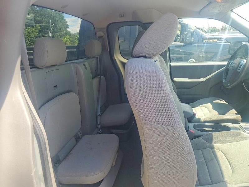 2019 NISSAN FRONTIER S 10