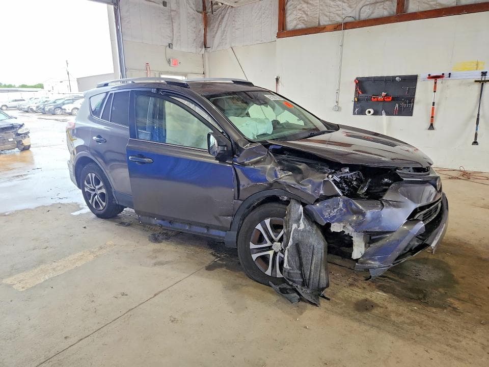 2017 TOYOTA RAV4 LE 4