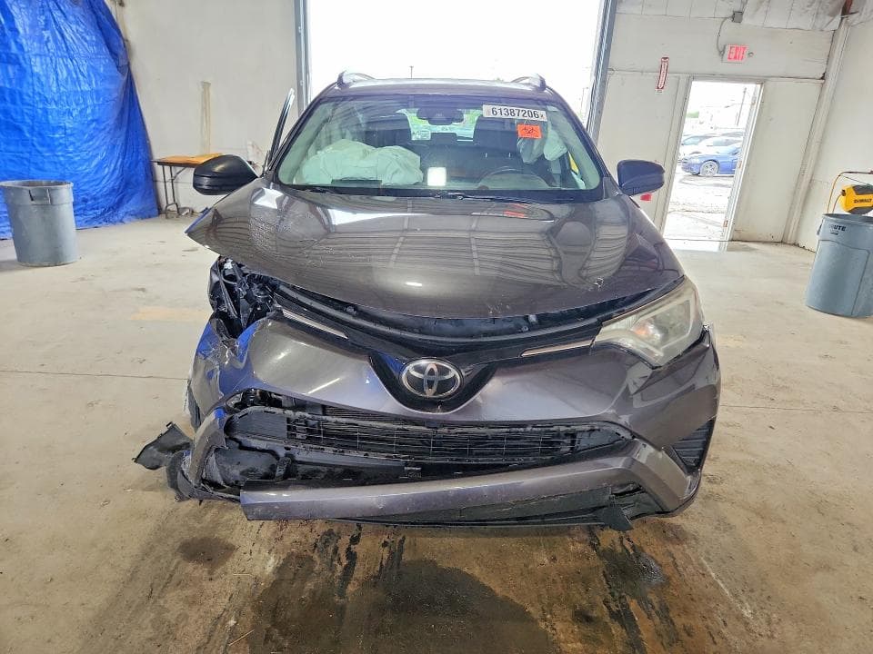 2017 TOYOTA RAV4 LE 5