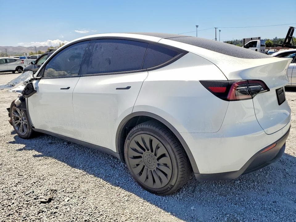 2023 TESLA MODEL Y 2
