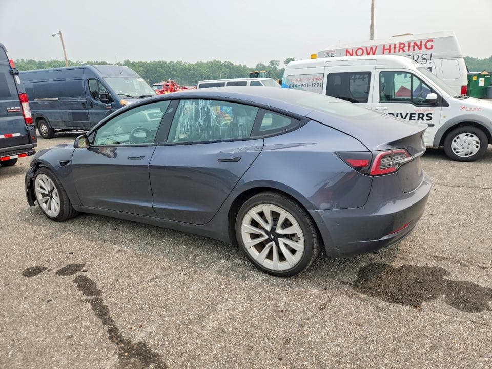 2022 TESLA MODEL 3 2