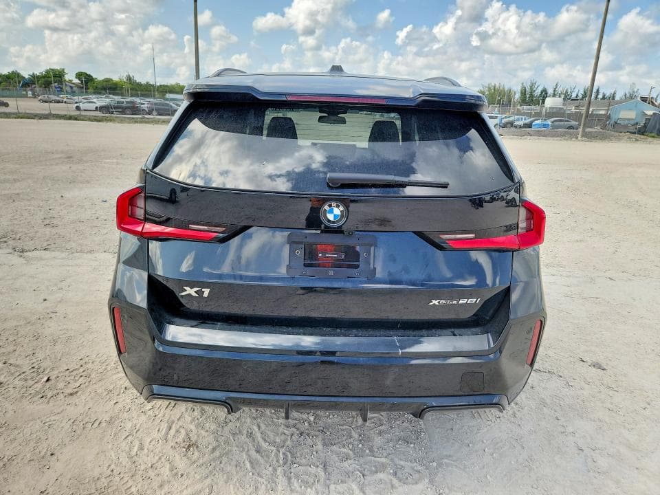 2026 BMW X1 6