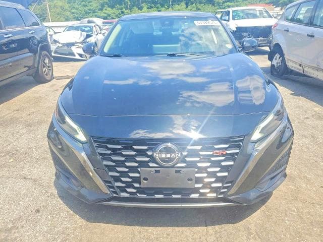 2023 NISSAN ALTIMA SR 5