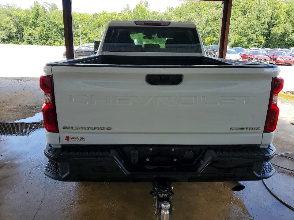 2024 CHEVROLET SILVERADO K2500 CUSTOM 6