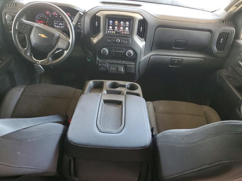 2024 CHEVROLET SILVERADO K2500 CUSTOM 8