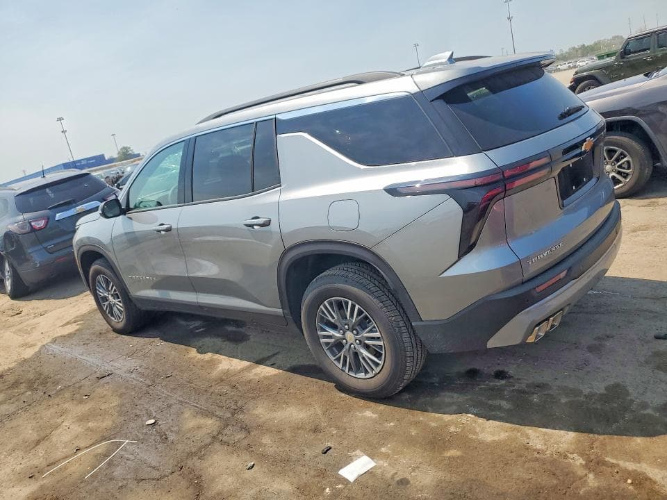 2026 CHEVROLET TRAVERSE LT 2