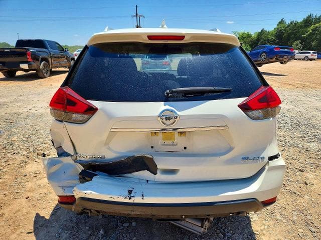 2017 NISSAN ROGUE SL 6