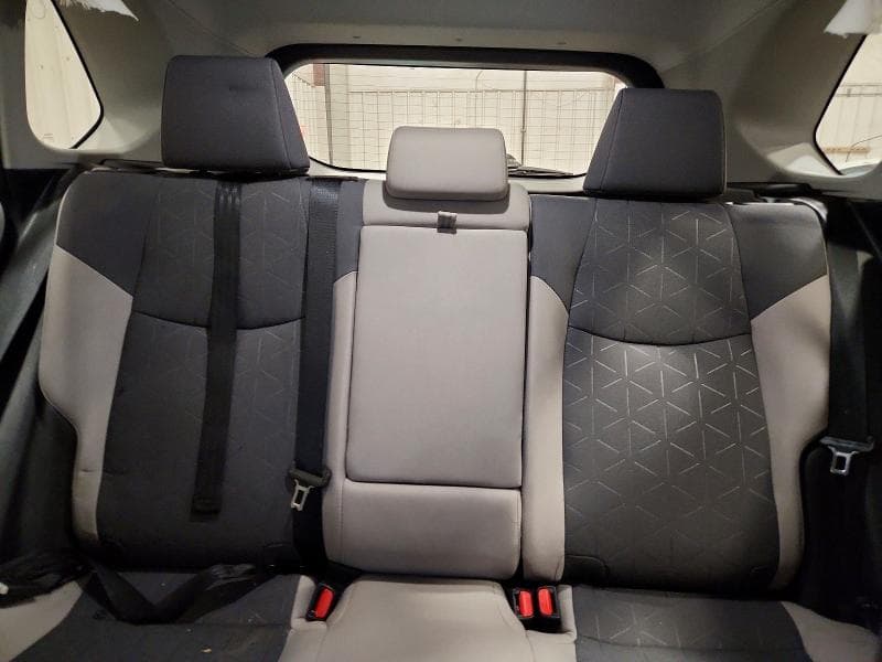 2024 TOYOTA RAV4 XLE 10