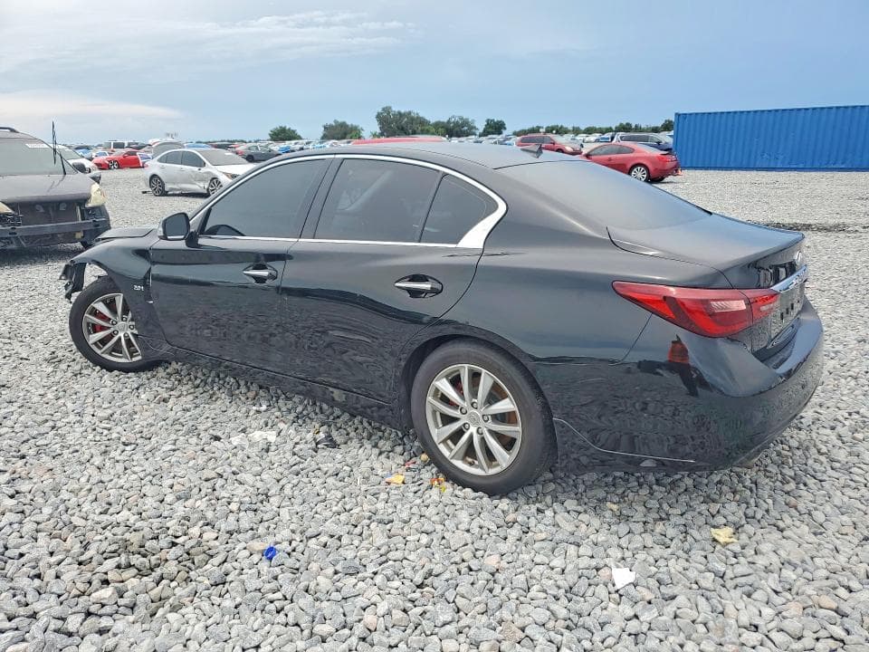 2018 INFINITI Q50 2.0T LUXE 2