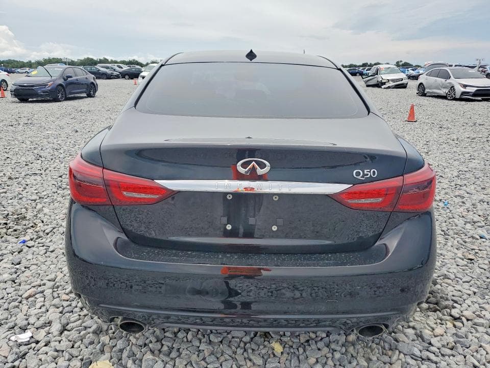 2018 INFINITI Q50 2.0T LUXE 6