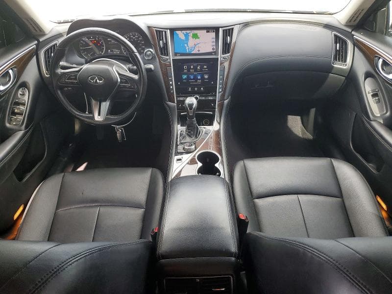 2018 INFINITI Q50 2.0T LUXE 8