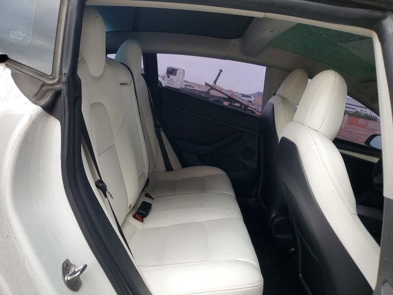 2021 TESLA MODEL 3 10