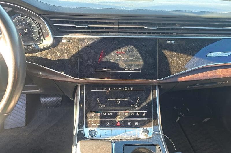 2021 AUDI Q8 PRESTIGE S-LINE PRESTIGE S-LINE 9