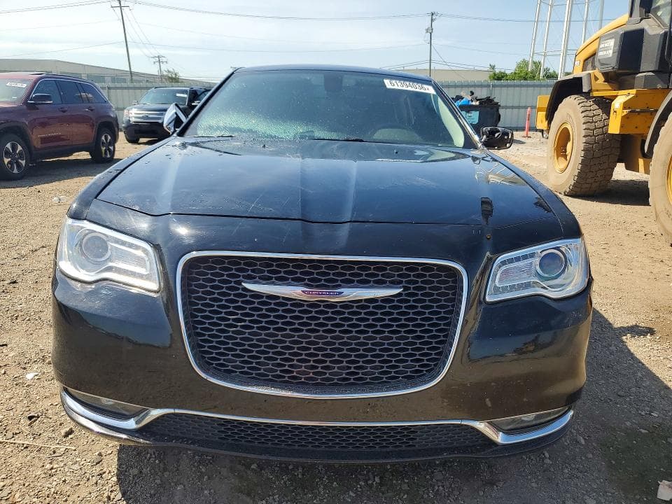 2019 CHRYSLER 300 LIMITED 5