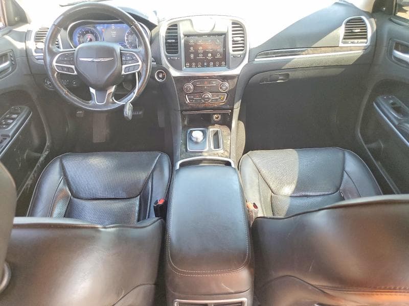 2019 CHRYSLER 300 LIMITED 8