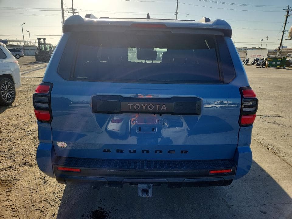 2025 TOYOTA 4RUNNER SR5 SR5 6