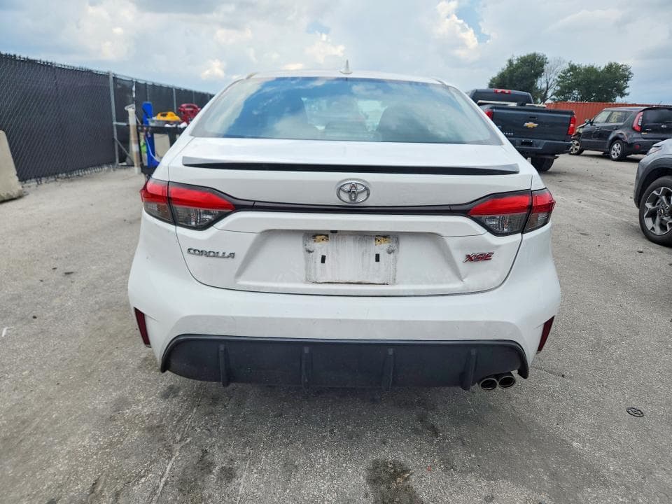 2023 TOYOTA COROLLA XSE 6