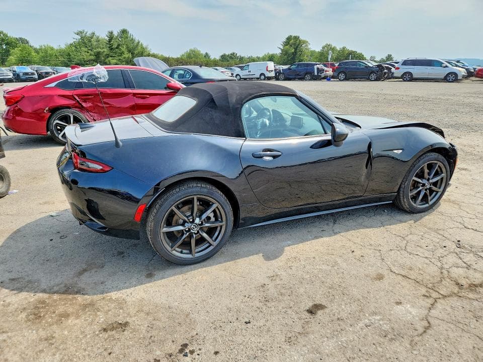 2017 MAZDA MX-5 MIATA CLUB CLUB 3