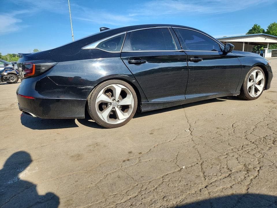 2018 HONDA ACCORD SPORT 3