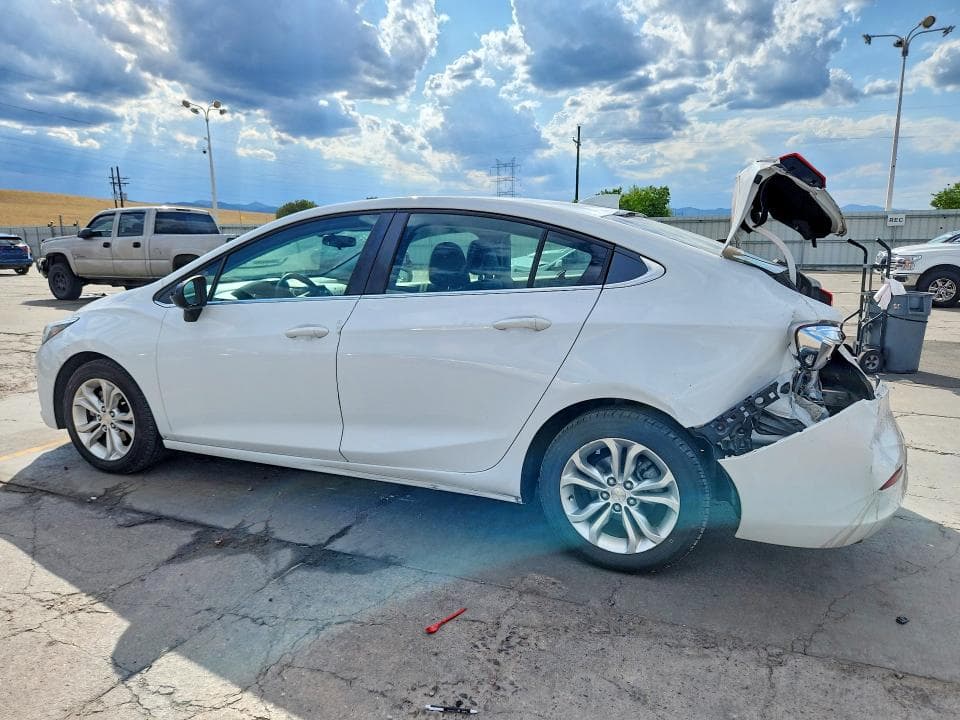 2019 CHEVROLET CRUZE LT 2