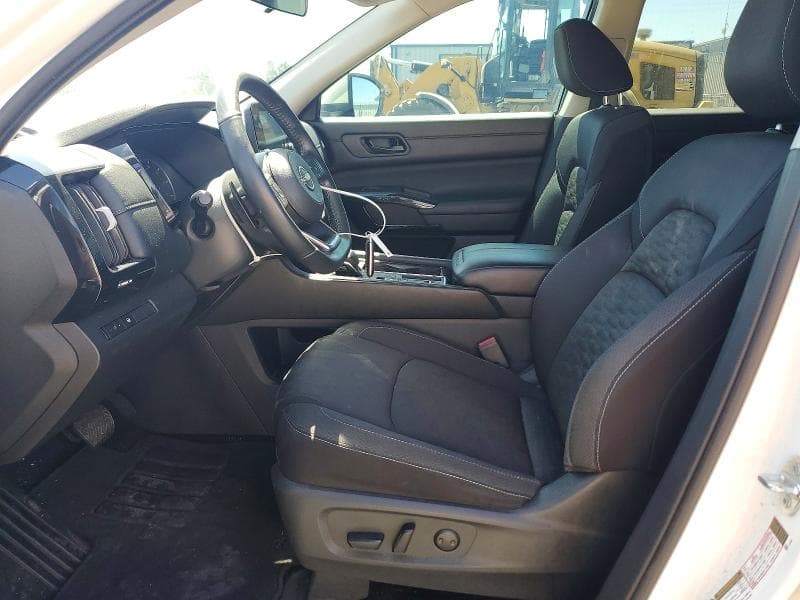 2024 NISSAN PATHFINDER SV 7