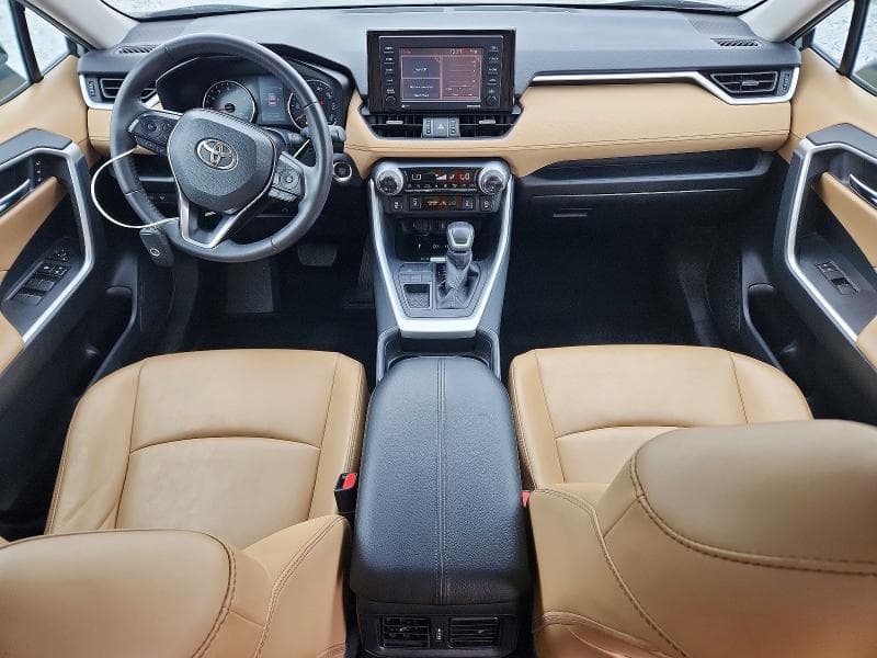 2021 TOYOTA RAV4 XLE PREMIUM 8