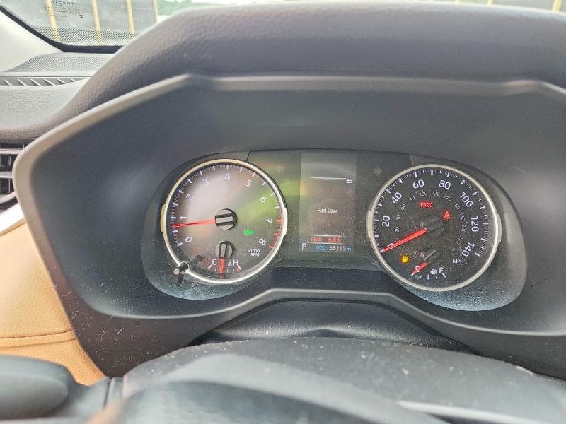 2021 TOYOTA RAV4 XLE PREMIUM 9