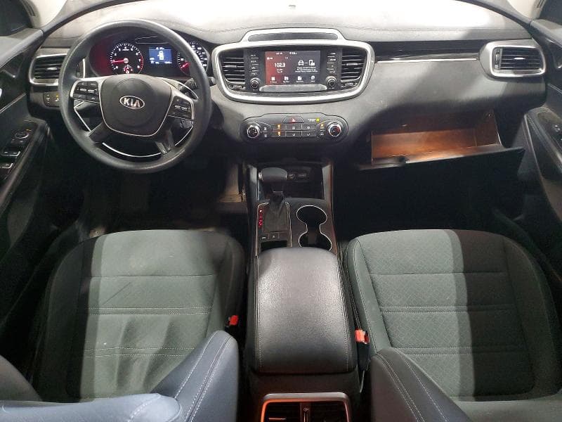 2020 KIA SORENTO LX 8