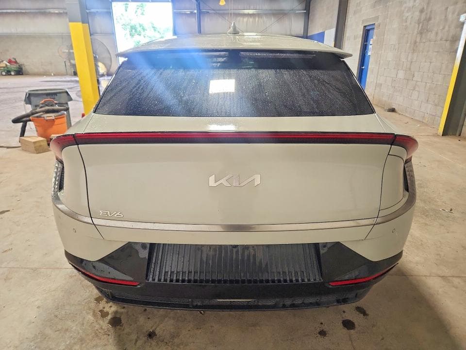 2024 KIA EV6 WIND 6