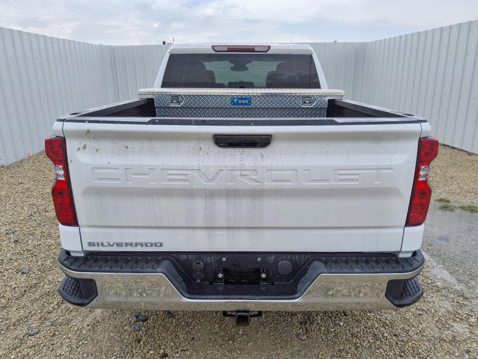 2023 CHEVROLET SILVERADO C1500 6