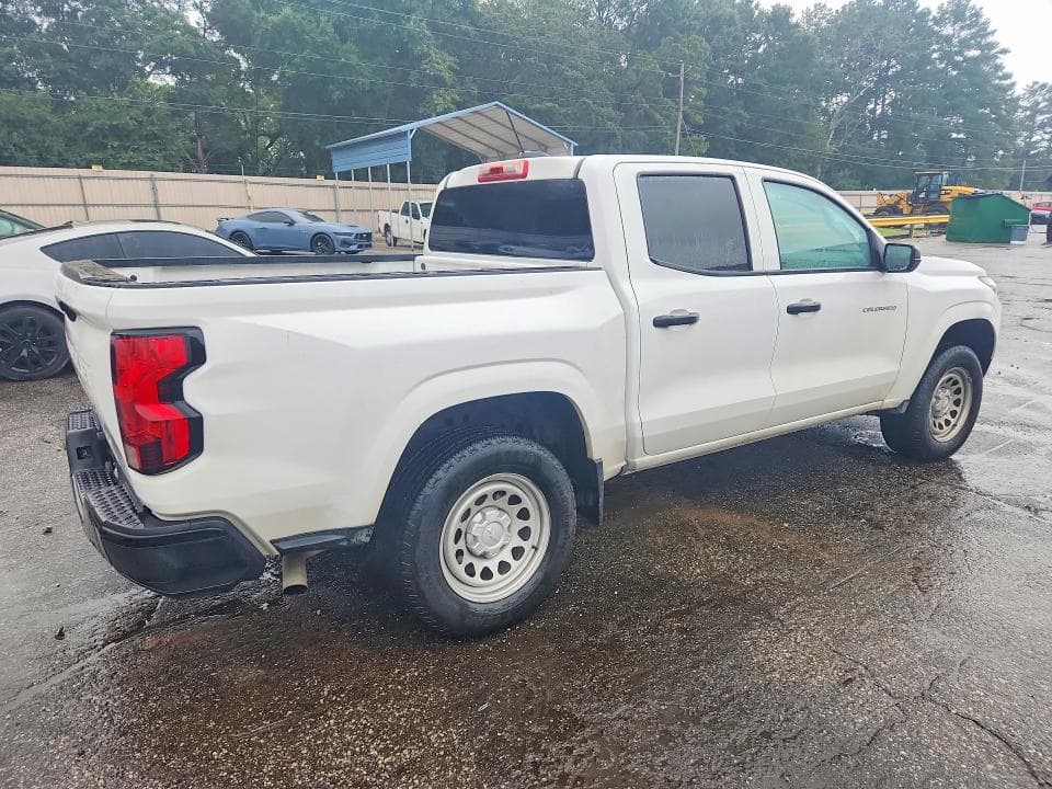 2024 CHEVROLET COLORADO 3