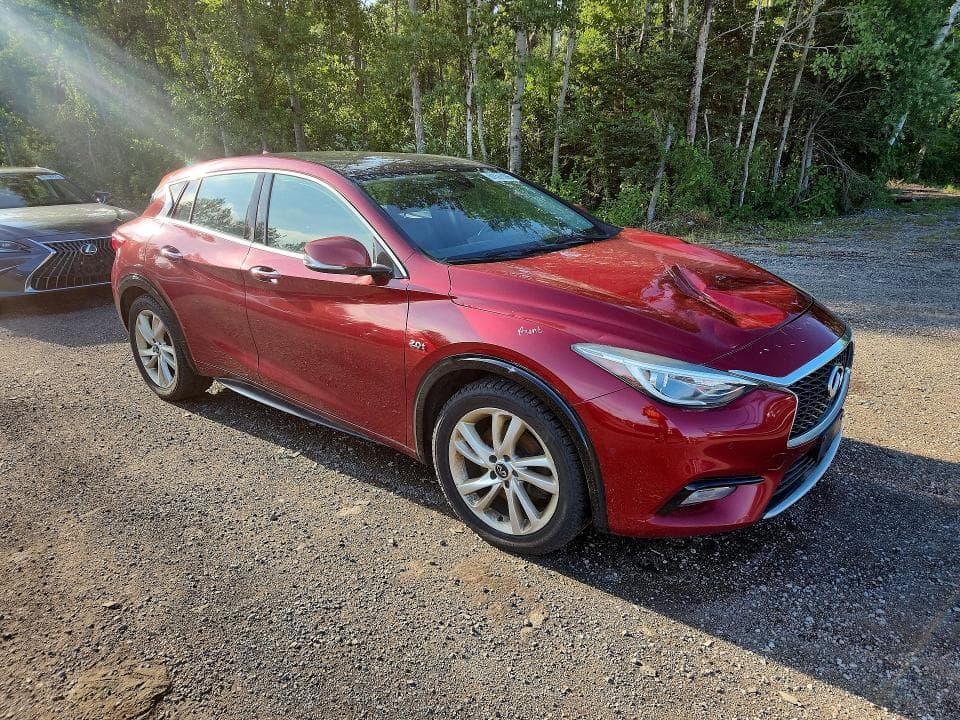 2017 INFINITI QX30 BASE BASE 4
