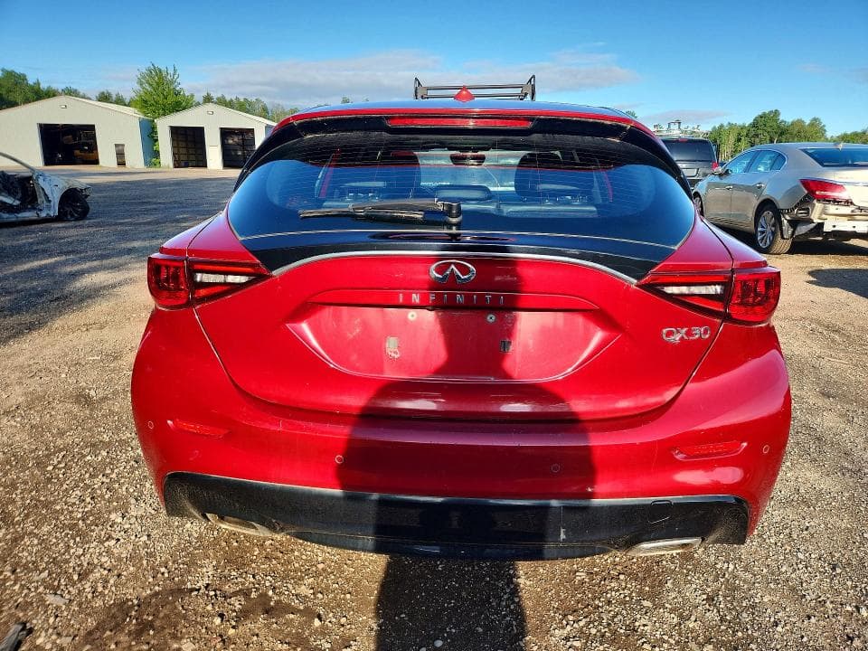 2017 INFINITI QX30 BASE BASE 6