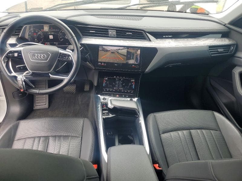 2021 AUDI E-TRON PREMIUM PLUS 8