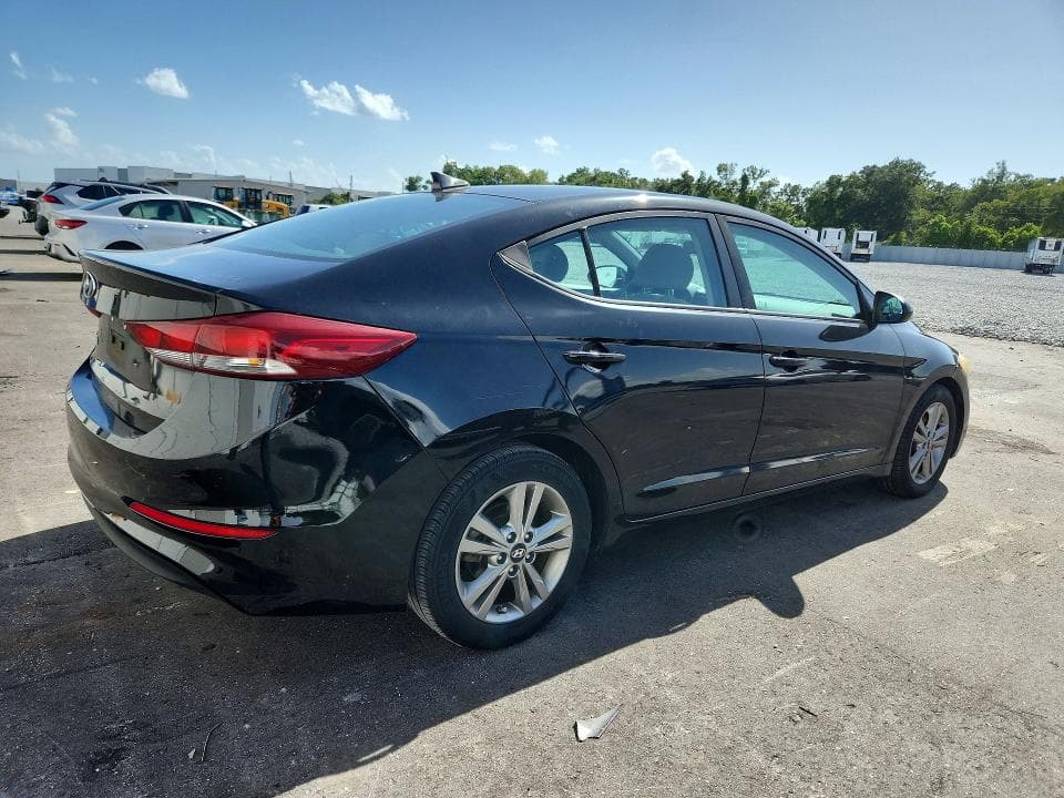 2018 HYUNDAI ELANTRA SEL 3