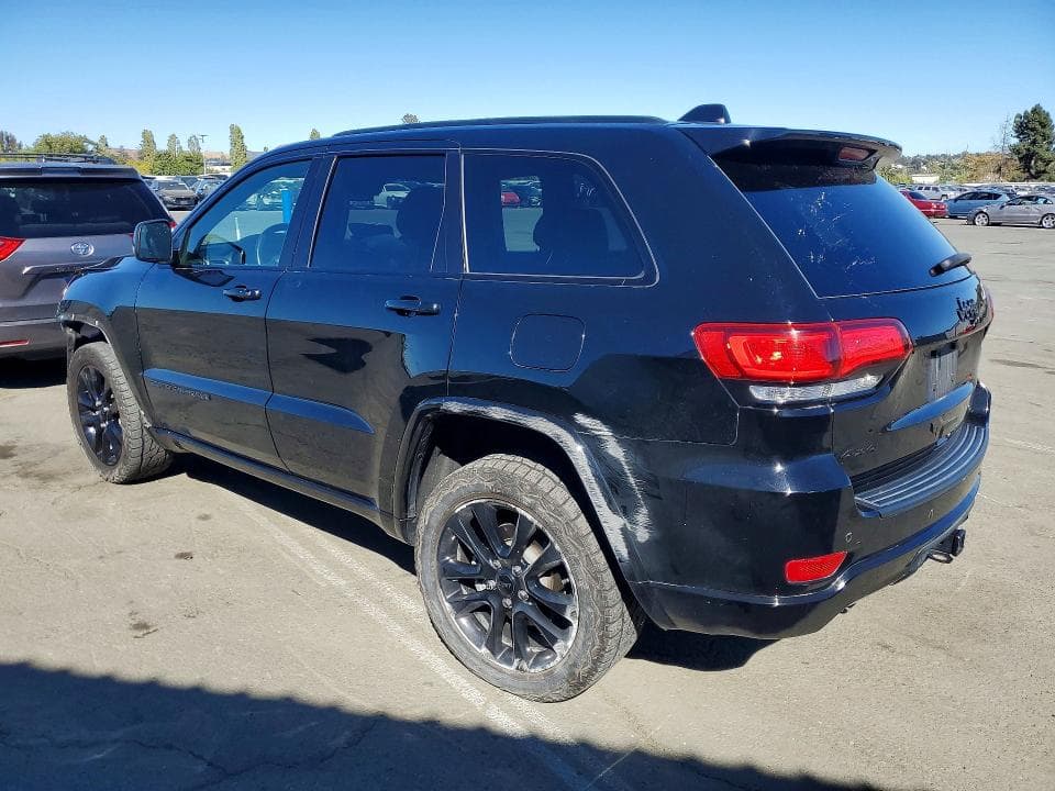2021 JEEP GRAND CHEROKEE LAREDO 2
