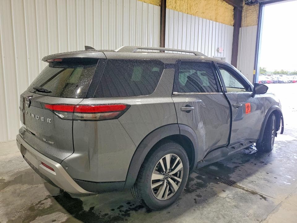 2023 NISSAN PATHFINDER SL 3