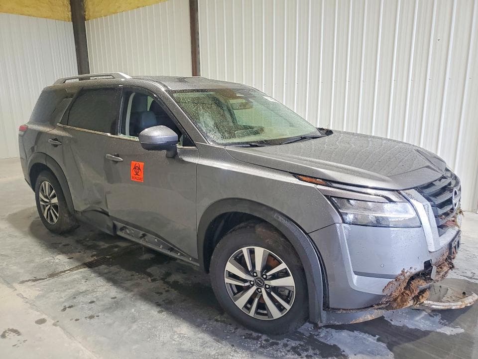 2023 NISSAN PATHFINDER SL 4