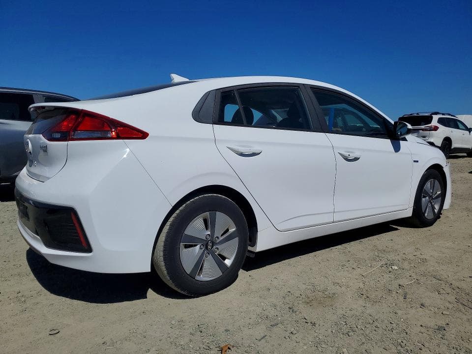 2017 HYUNDAI IONIQ BLUE 3