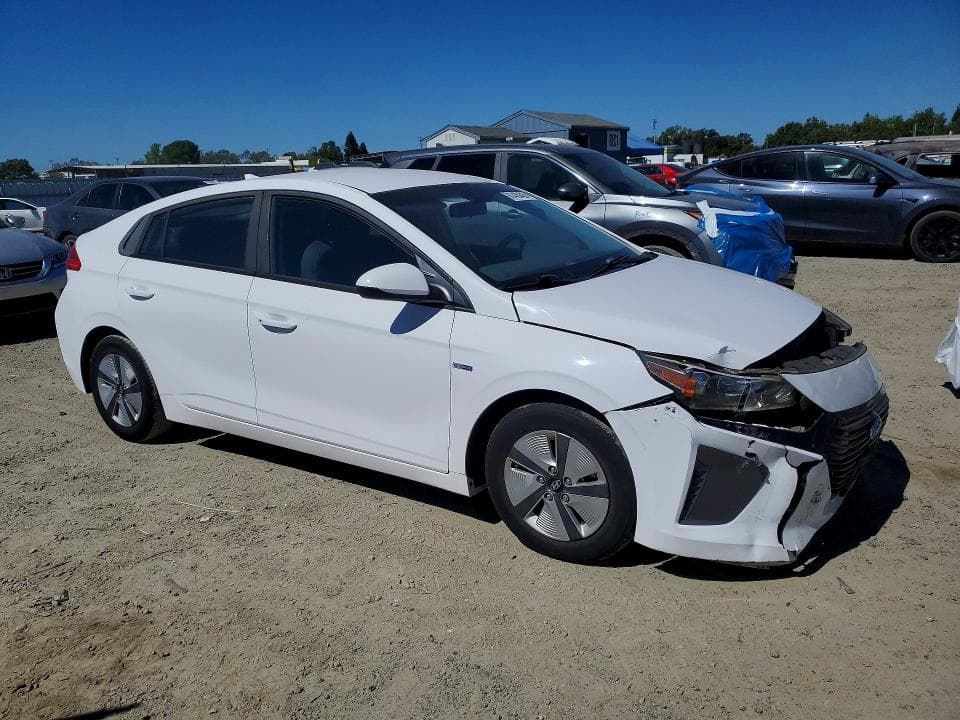 2017 HYUNDAI IONIQ BLUE 4