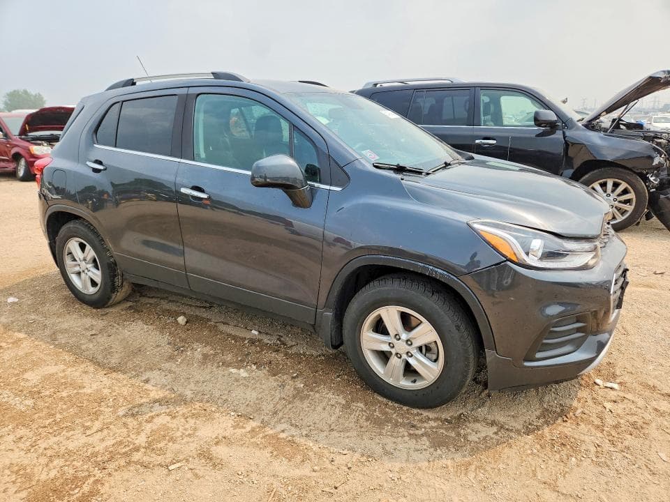 2017 CHEVROLET TRAX 1LT 4