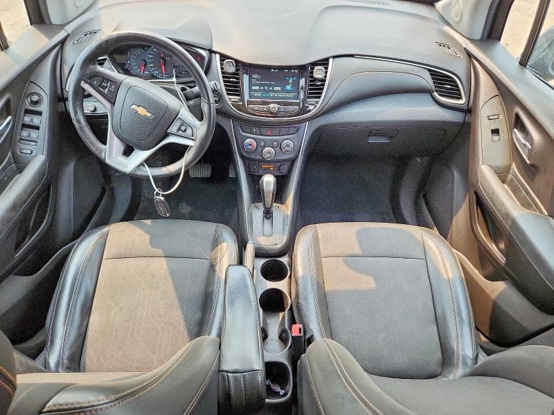 2017 CHEVROLET TRAX 1LT 8