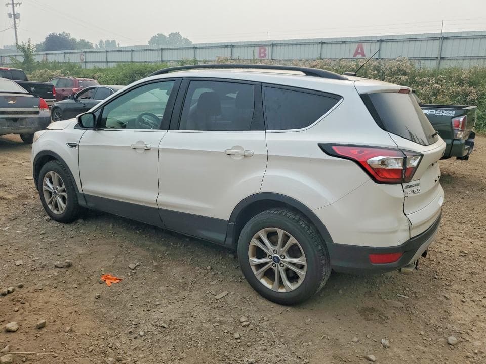 2017 FORD ESCAPE SE 2